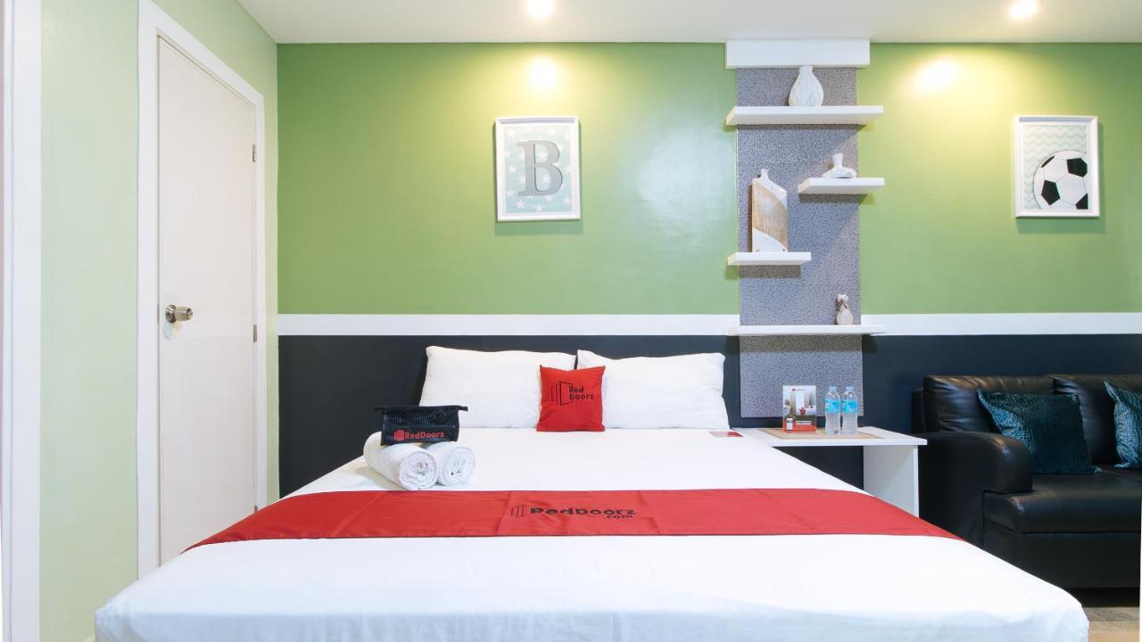 Reddoorz Plus Near Lapasan Plaza Cagayan De Oro Dış mekan fotoğraf