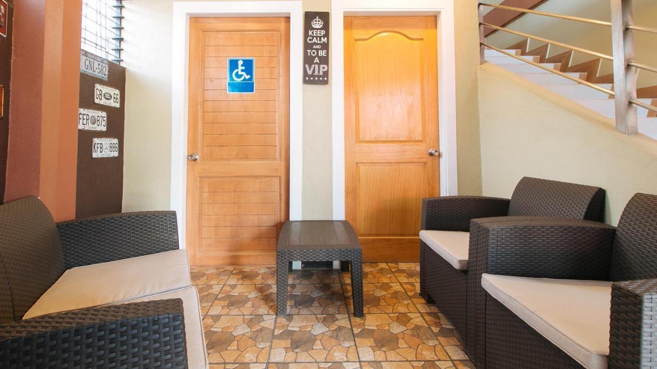Reddoorz Plus Near Lapasan Plaza Cagayan De Oro Dış mekan fotoğraf