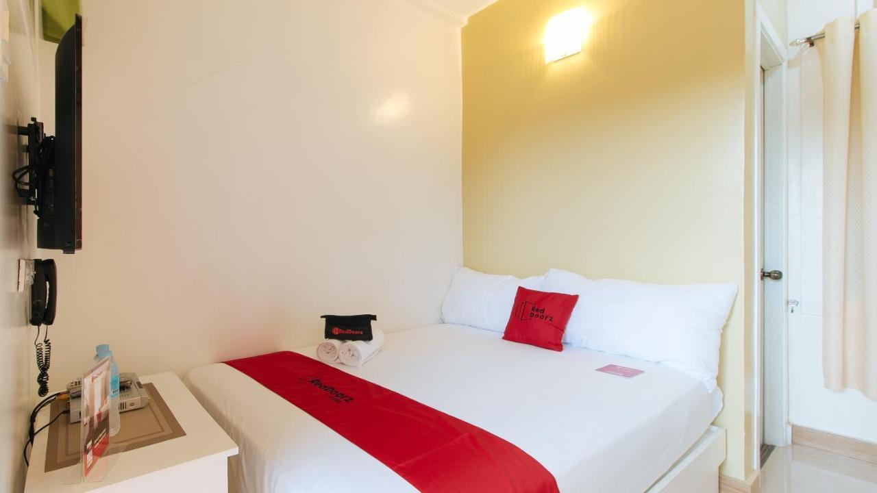 Reddoorz Plus Near Lapasan Plaza Cagayan De Oro Dış mekan fotoğraf